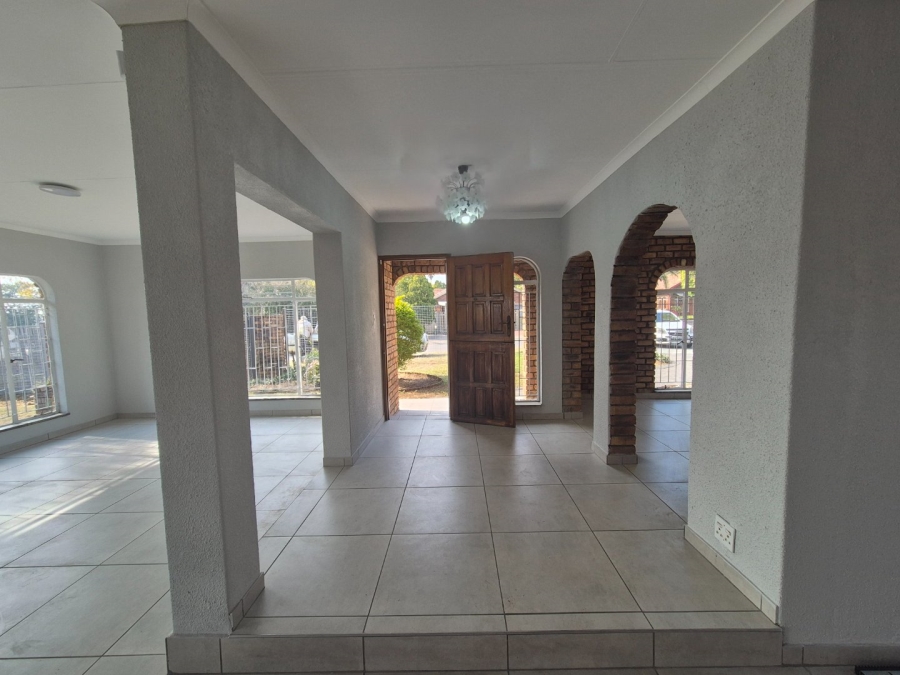 3 Bedroom Property for Sale in Vaalpark Free State